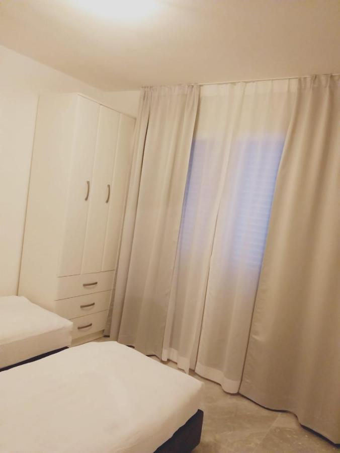 Sandy Apartment Nin Exterior foto